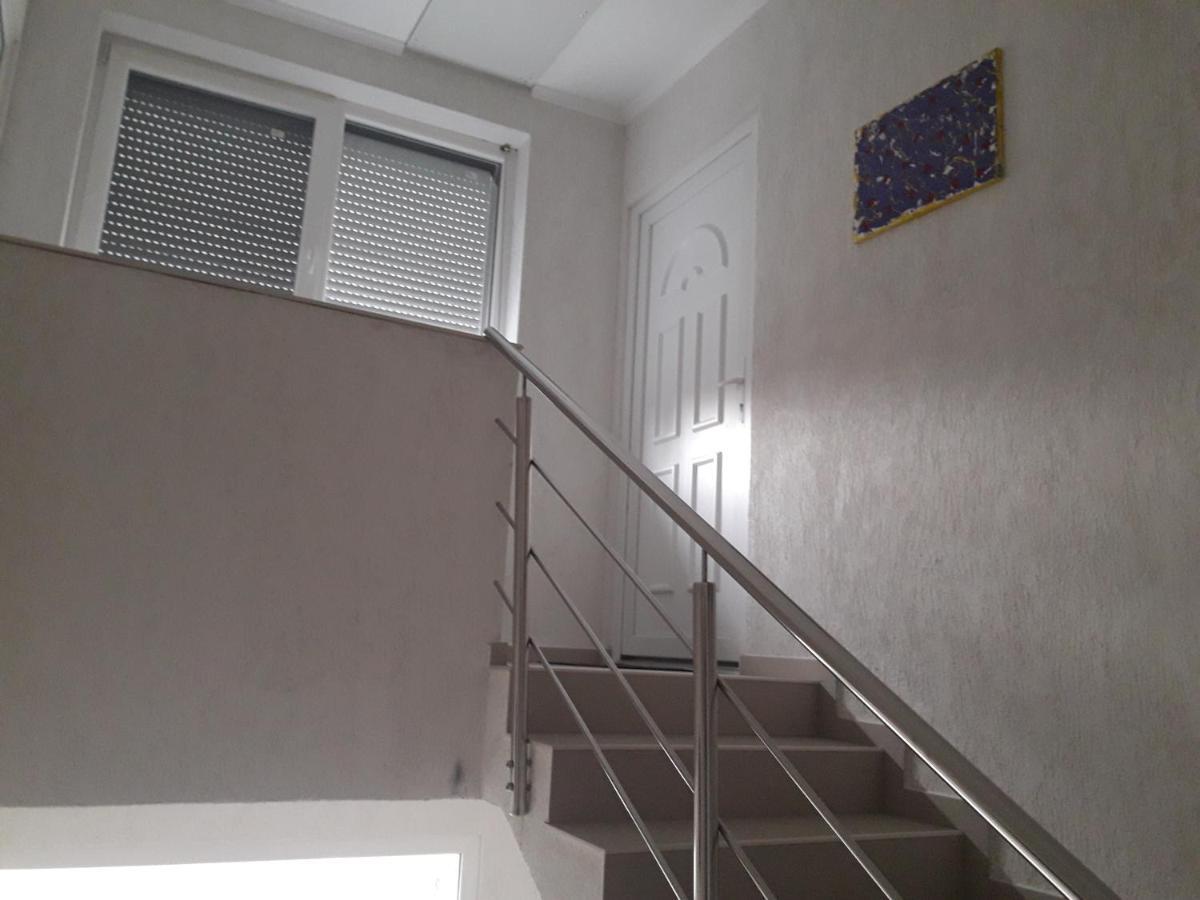 Mira Apartman 德布勒森 外观 照片